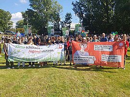 Teilnehmer am Klimastreik von Caritas Nürnberg und Nürnberger Land